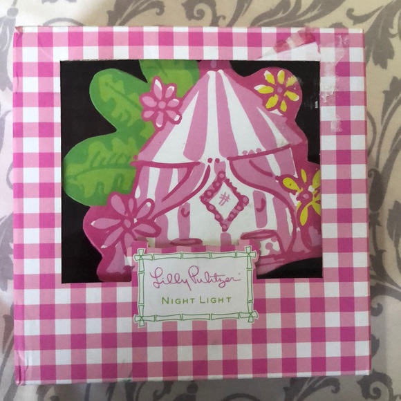 Lilly Pulitzer Accessories - New Lilly Pulitzer pink cabana night light